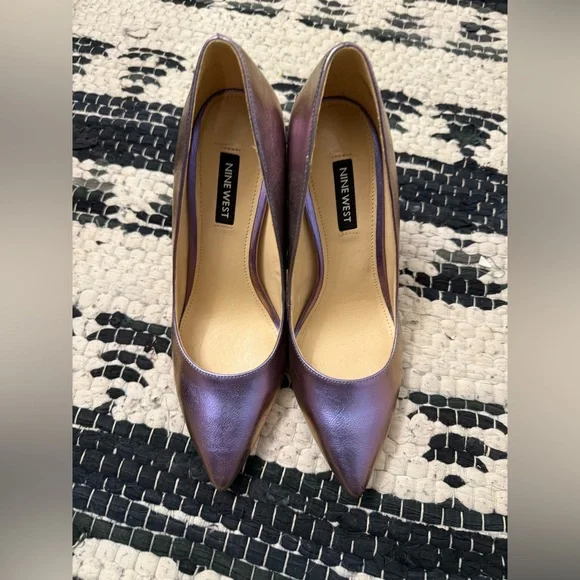 GUC Nine West Trendz Metallic Tapered Heel Pumps - Picture 6 of 12